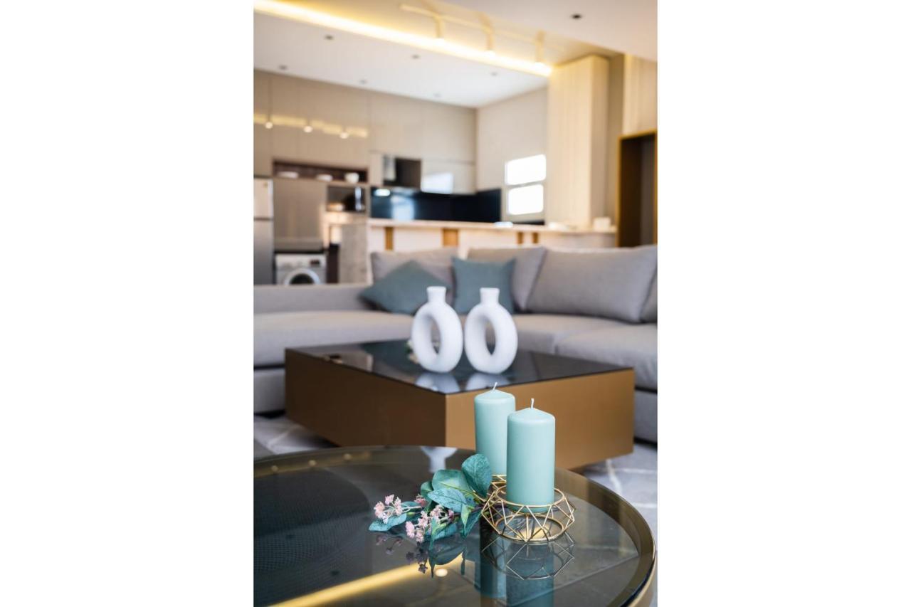 The Sleek & Ritzy 2 Bdr 15 Min From Cai Airpt Daire