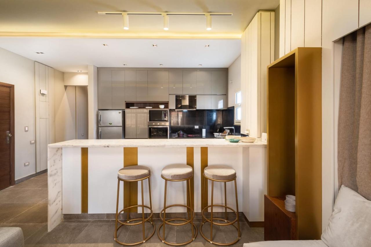 The Sleek & Ritzy 2 Bdr 15 Min From Cai Airpt * Kahire